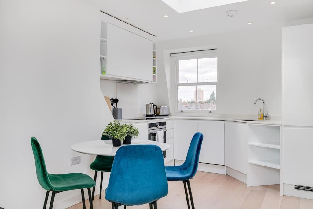 Modern 1 Bedroom Flat In Battersea London Exterior photo